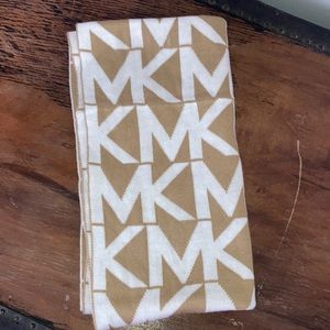 Michael Kors scarf